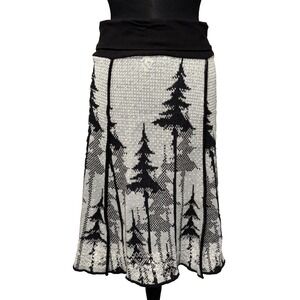 NEW Green 3 Snowy Trees 4 Panel A Line Skirt Sz Med Gray Black High Rise Holiday